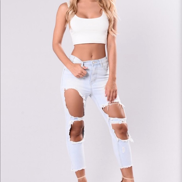 Light Wash Boyfriend jeans📌 - Picture 1 of 6